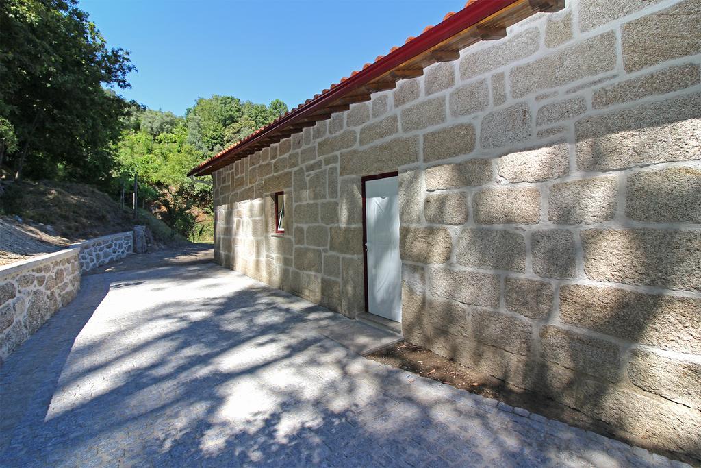 Encostas Da Torre Vendégház Terras de Bouro Kültér fotó