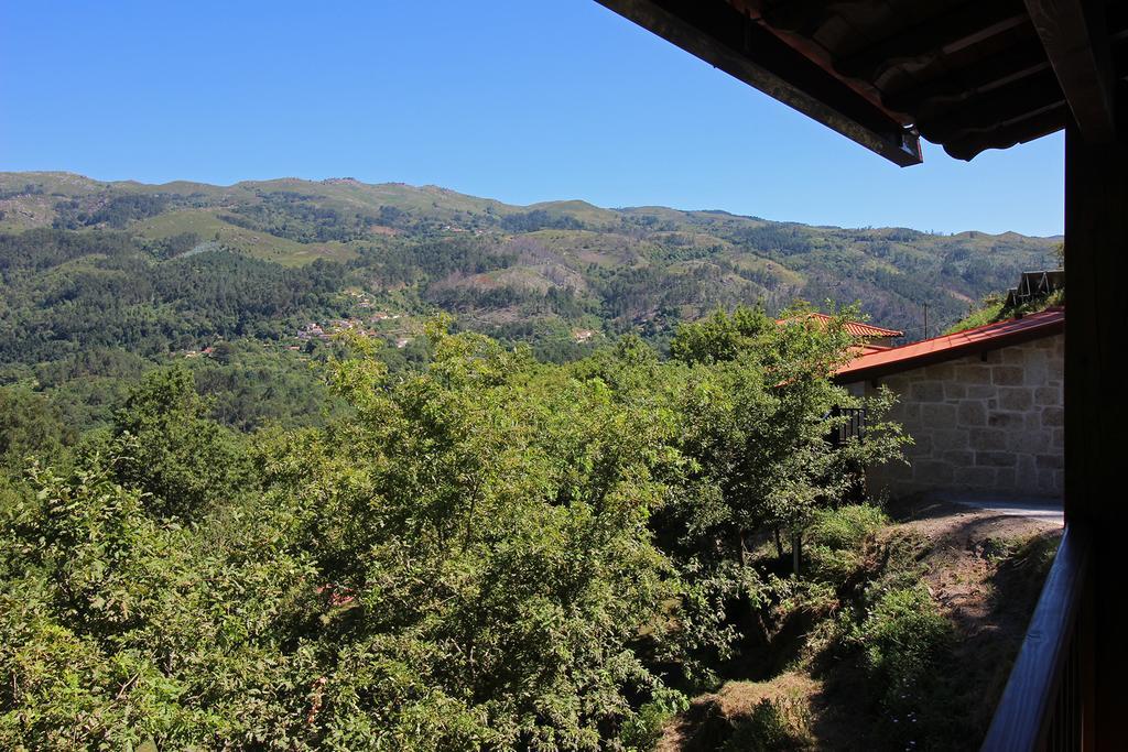 Encostas Da Torre Vendégház Terras de Bouro Kültér fotó